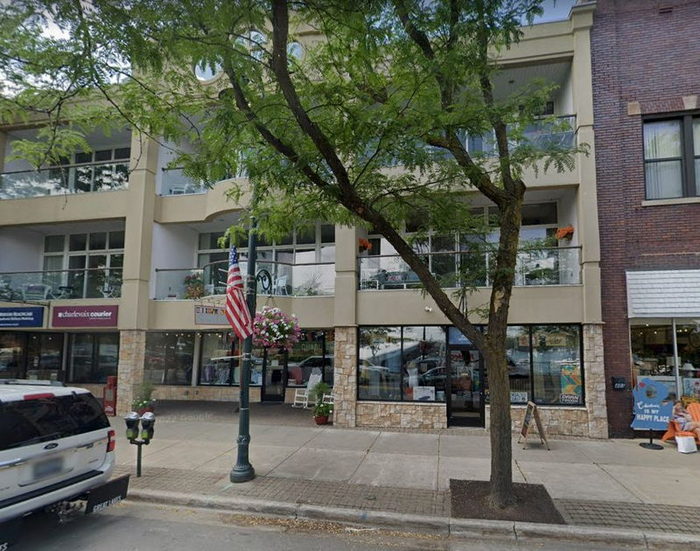 Harmony House Records and Tapes - Charlevoix - 405 Bridge St (newer photo)